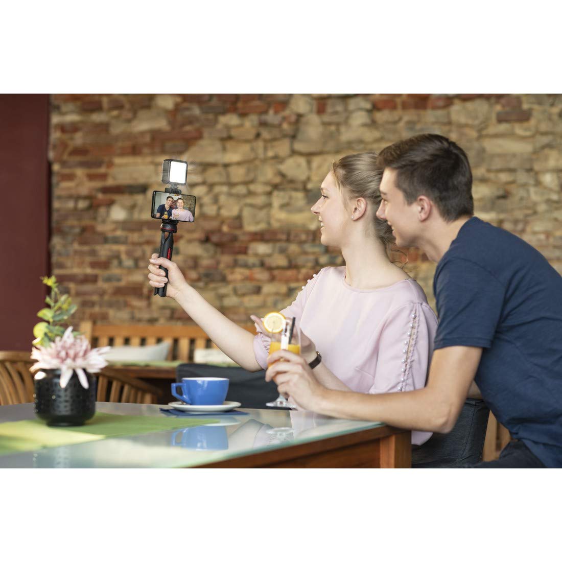 hama-solid-ii-handy-stativ-mit-bluetooth-fernausl-ser-reisestativ-selfiestick-3d image 7