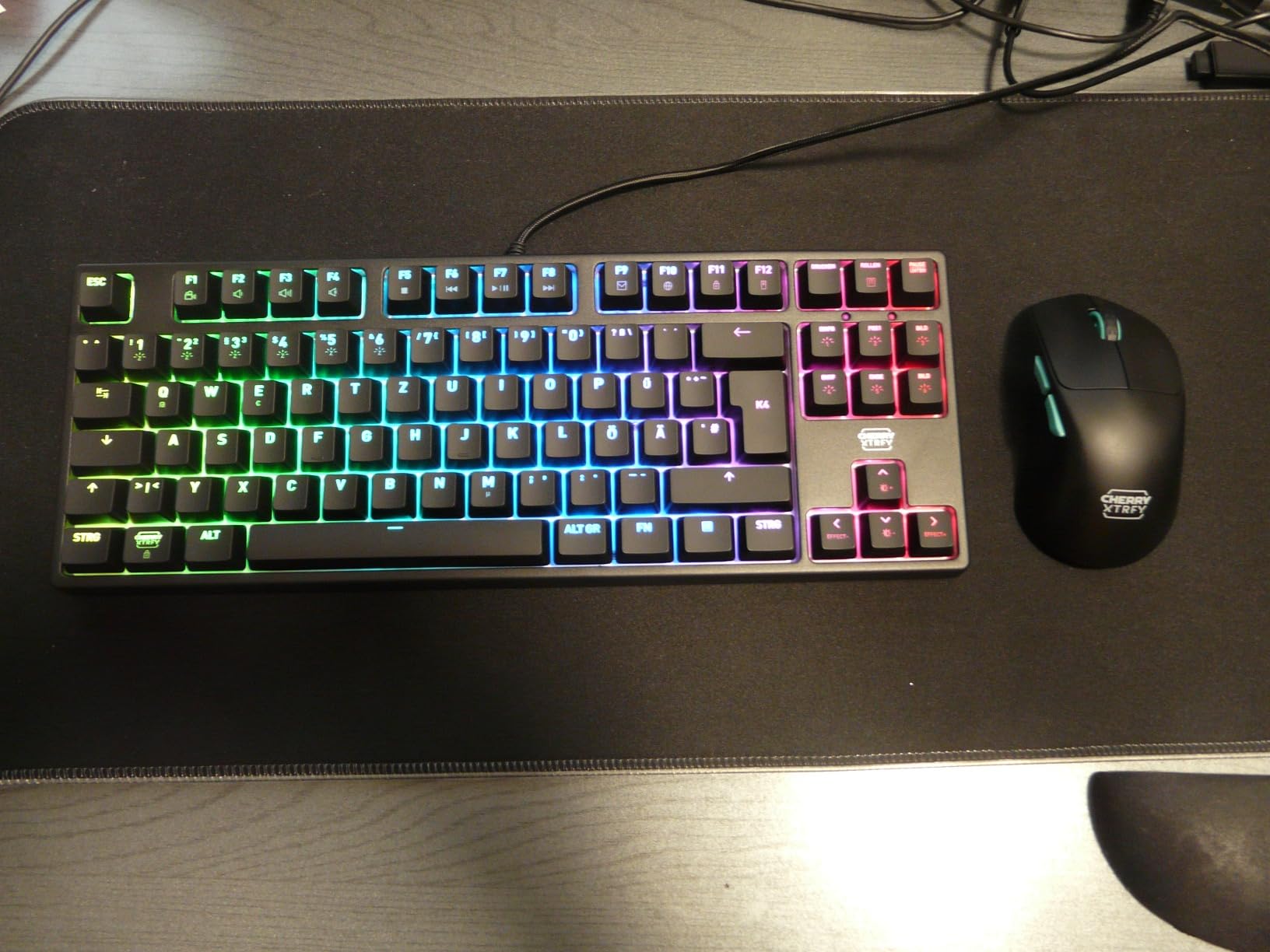 Besser als manche 100-Euro-Tastatur