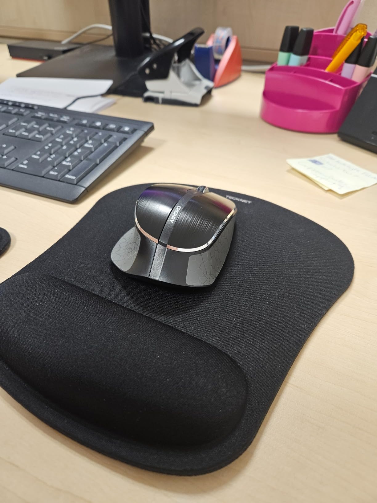 Sehr ergonomisch, etwas klobig