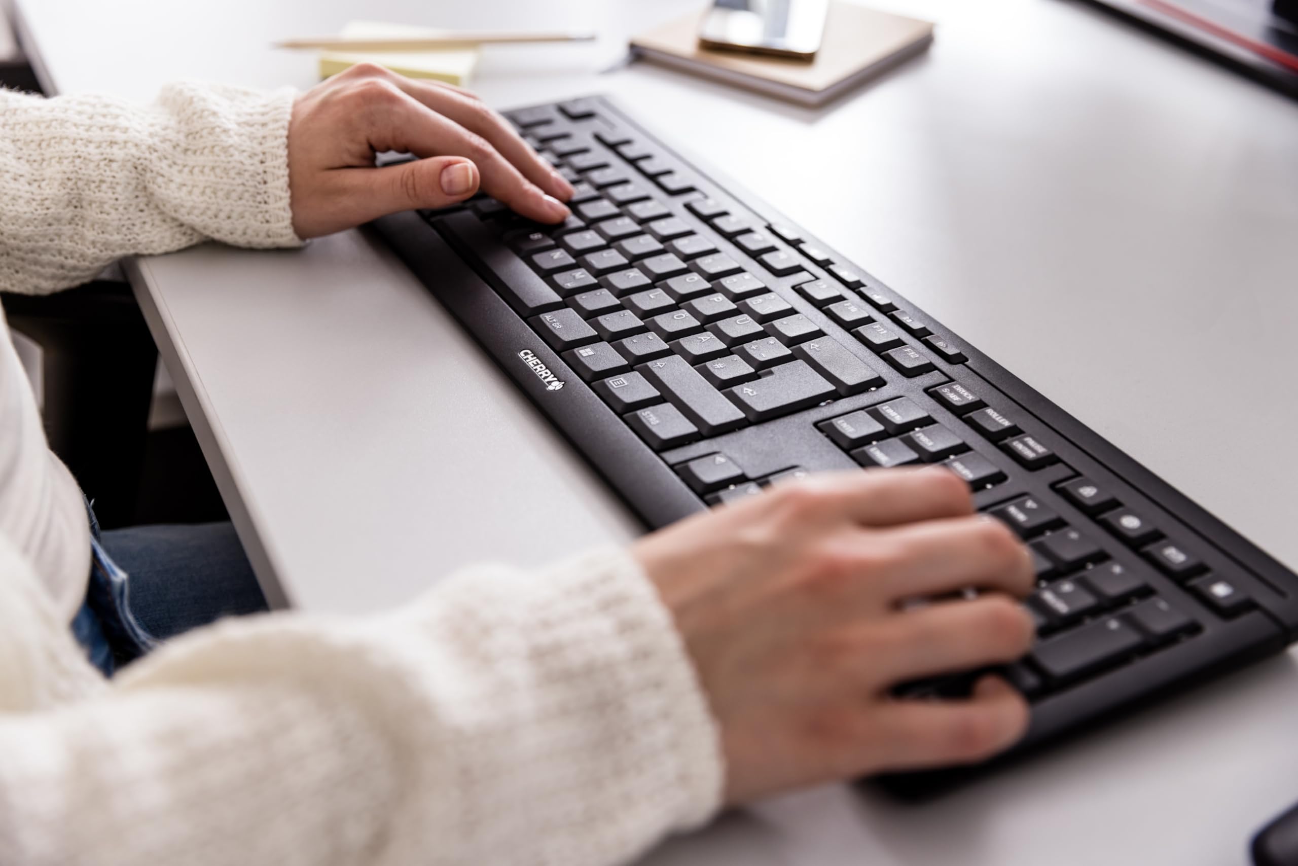cherry-stream-keyboard-wireless-kabellose-funktastatur-deutsch-qwertz-mit-2-4-gh image 2