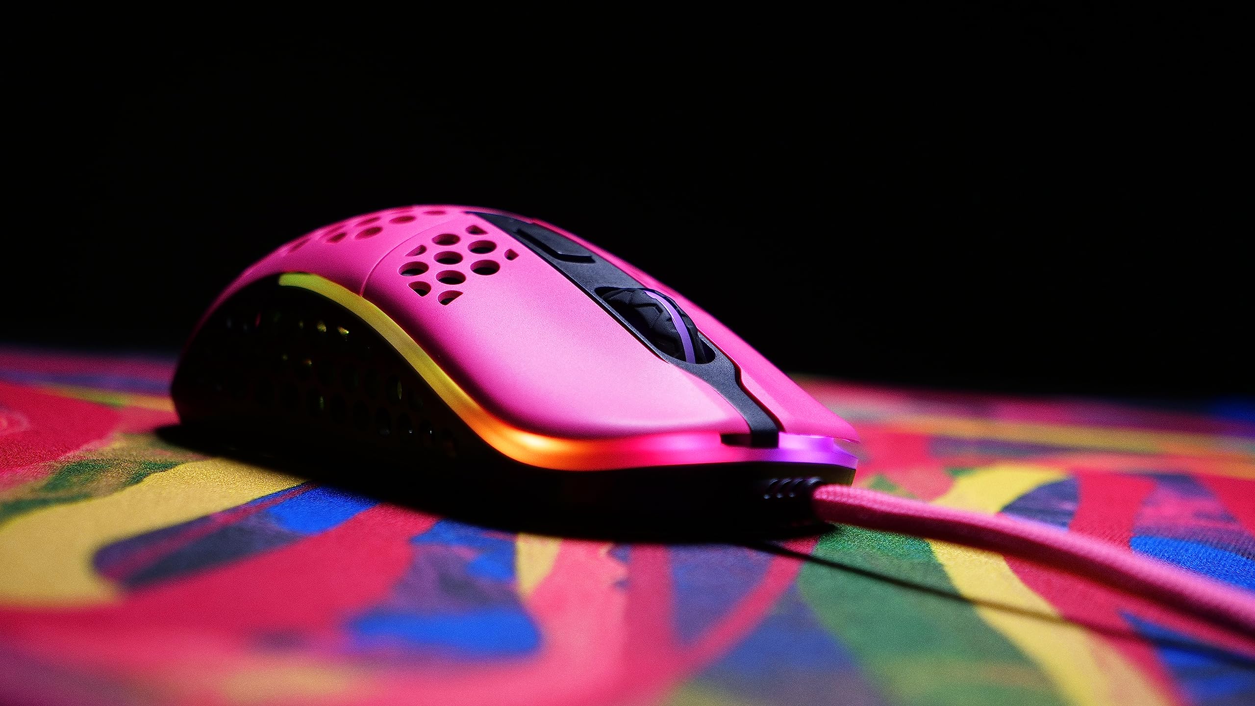 cherry-xtrfy-m42-rgb-gaming-maus-kabelgebunden-pink-edition-pixart-3389-sensor-m image 4